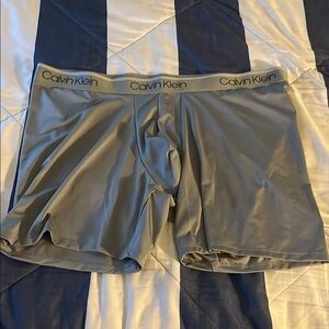 Calvin Klein Men's Gray Boxer Briefs - Size XL